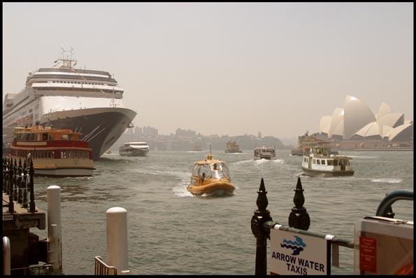 Ocean liner, ferries and water taxi at Circular Quay