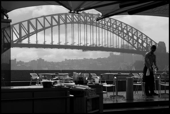 Opera Bar with waiter before the Harbour Bridge